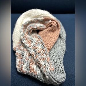 LC Lauren Conrad Cream and Tan Knit Scarf
